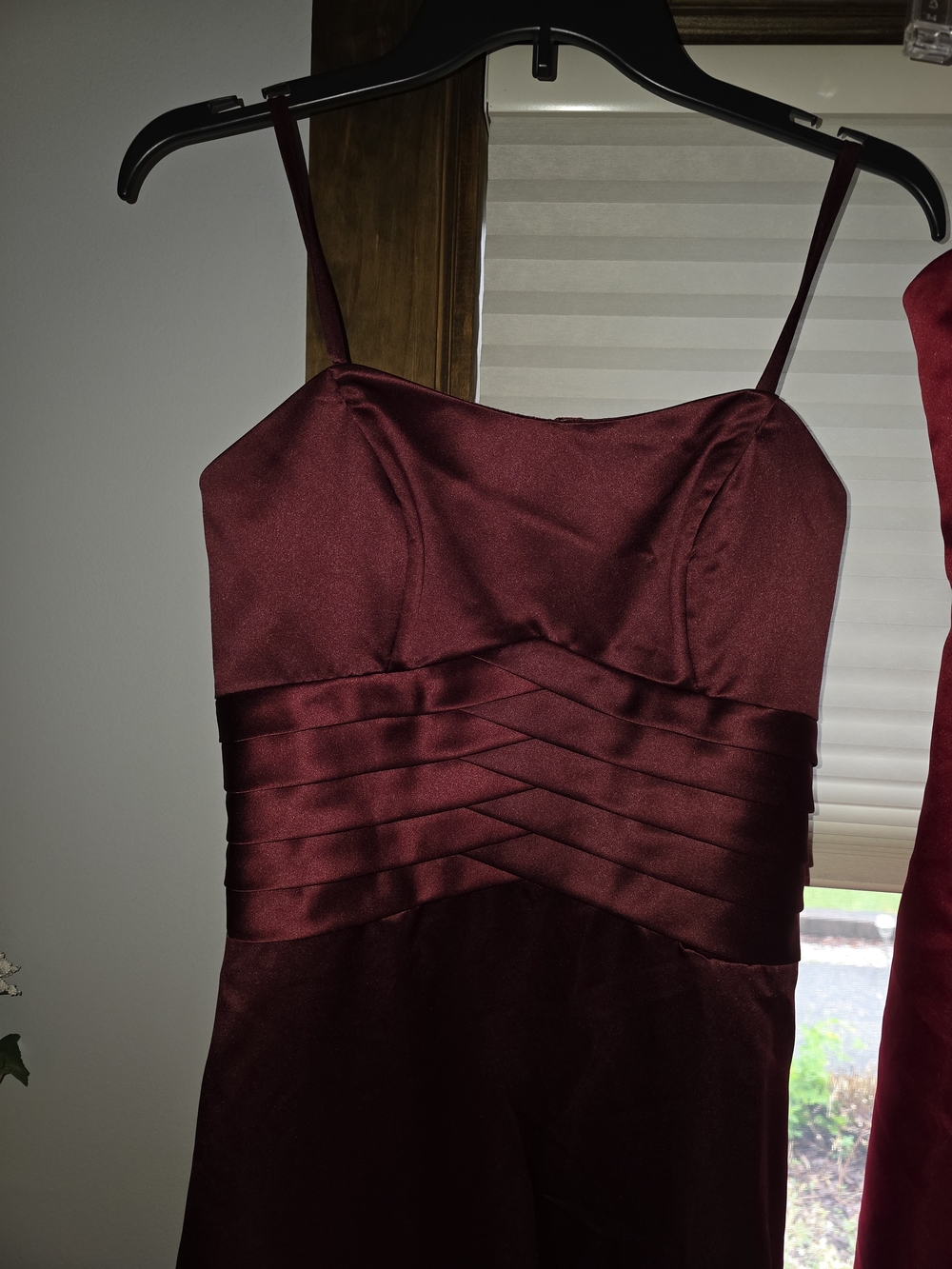 Jordan Size 8 Satin Dress in Burgundy
